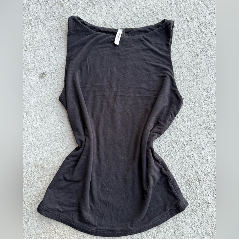 BE COOL Classic Black Tank Top